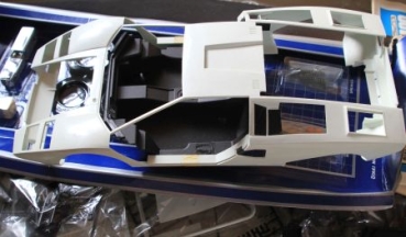 Otaki Lamborghini Countach LP 400 Sportscar 1971 Modelkit in original box (9113)
